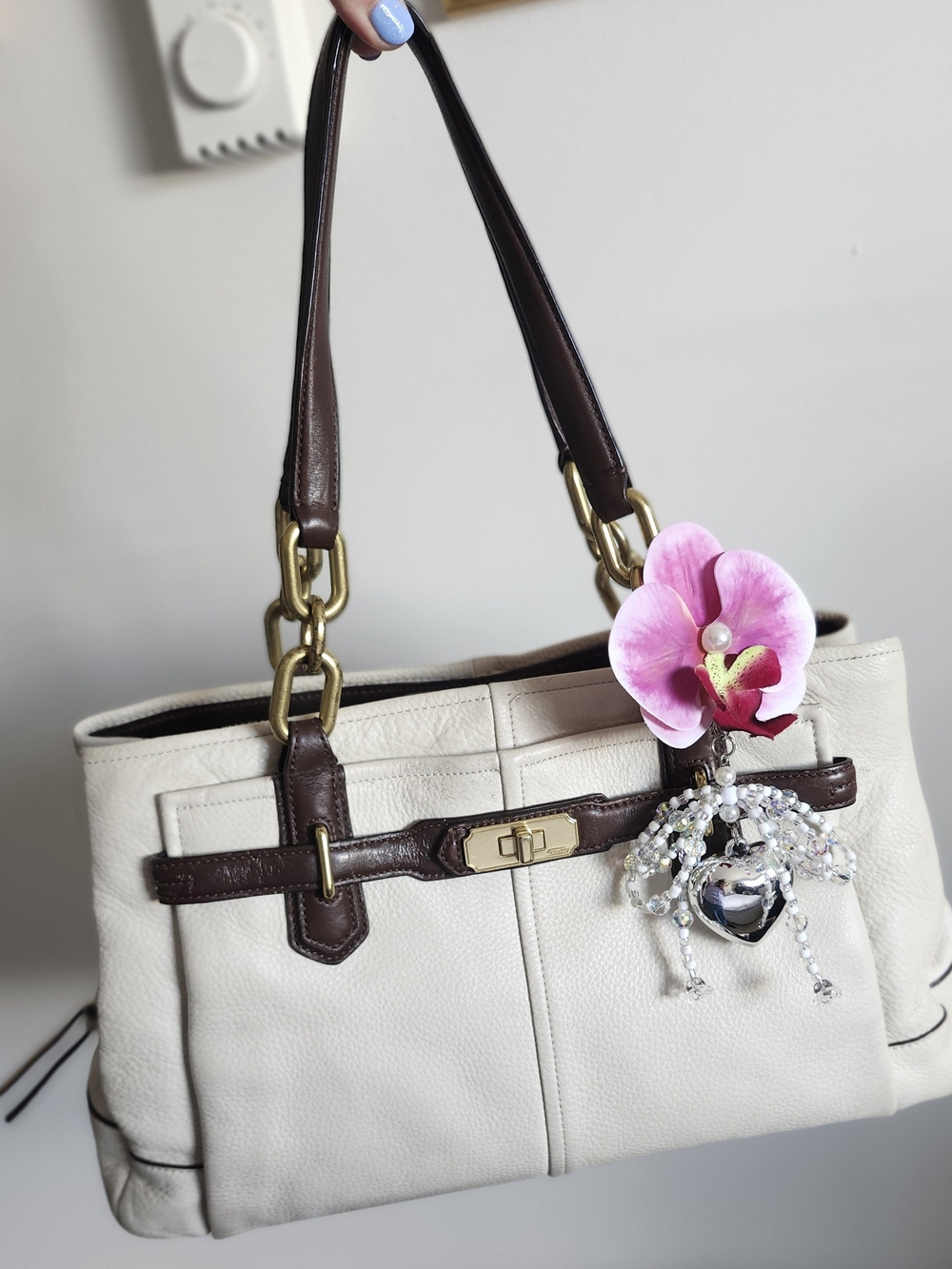Coach Cream and Brown Leather Shoulder Bag with Gold Hardware